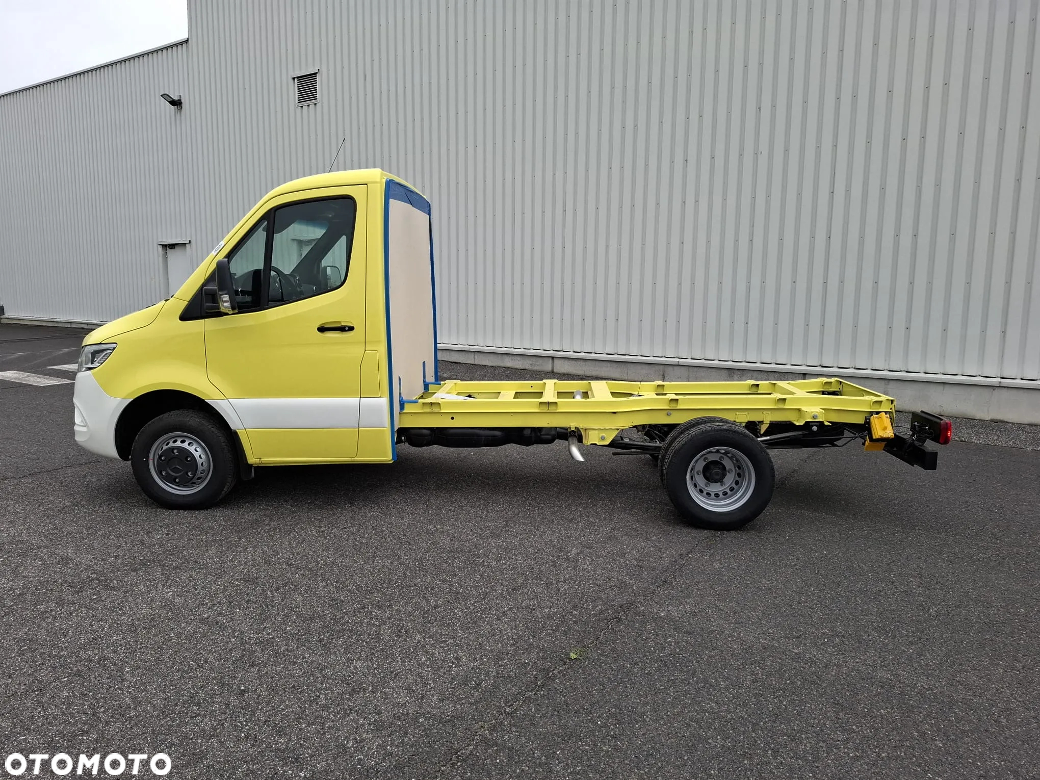 Mercedes-Benz Sprinter - 3