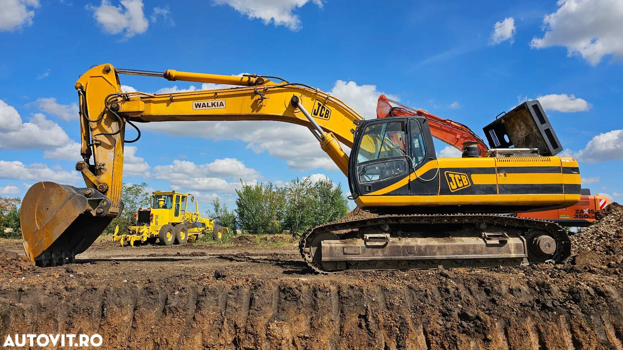 JCB JS 460 Excavator pe senile - 11