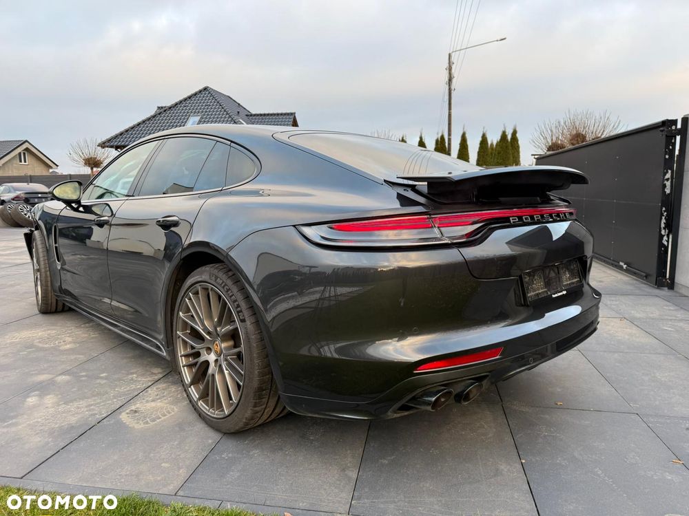 Porsche Panamera - 5