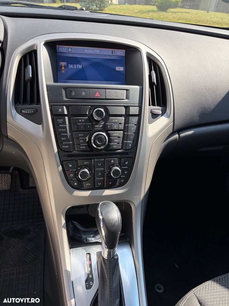 Opel Astra 2.0 CDTI DPF Automatik Exklusiv - 9