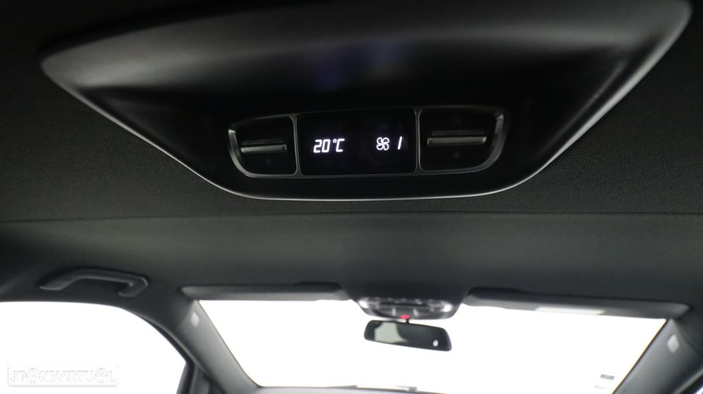 Mercedes-Benz V 250 d Longo Avantgarde - 24