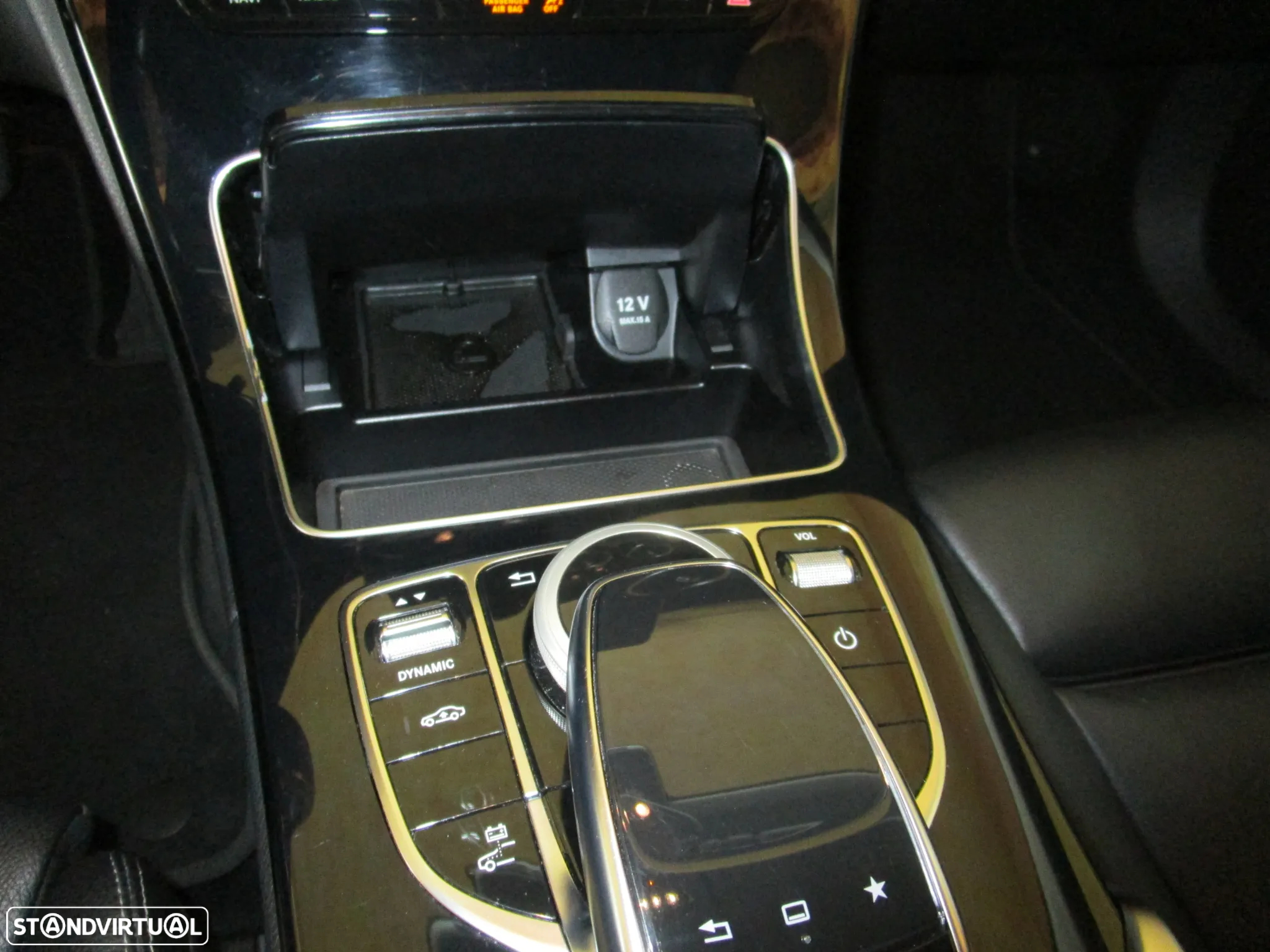 Mercedes-Benz C 350 e - 38