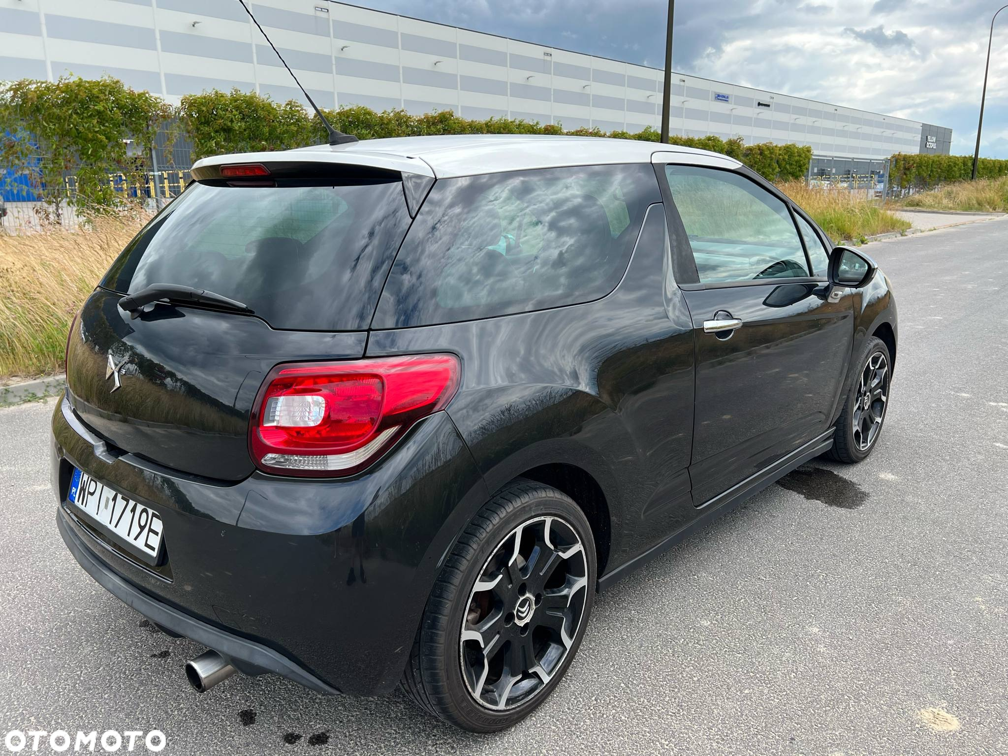 Citroën DS3 VTi 120 SoChic - 3