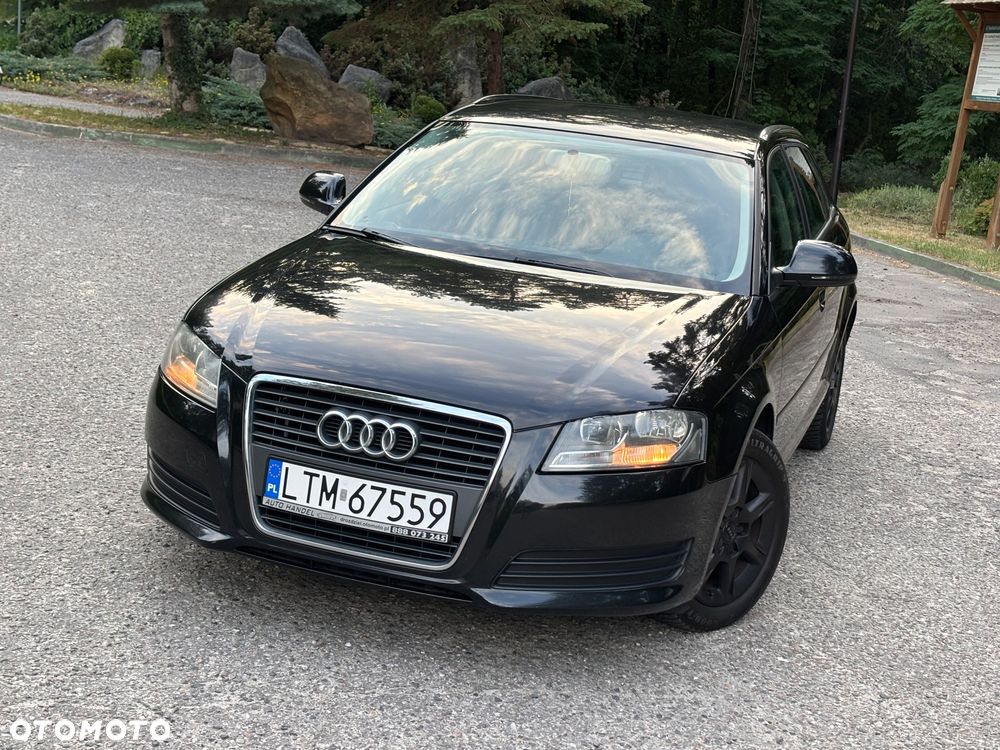Audi A3 Sportback - 1