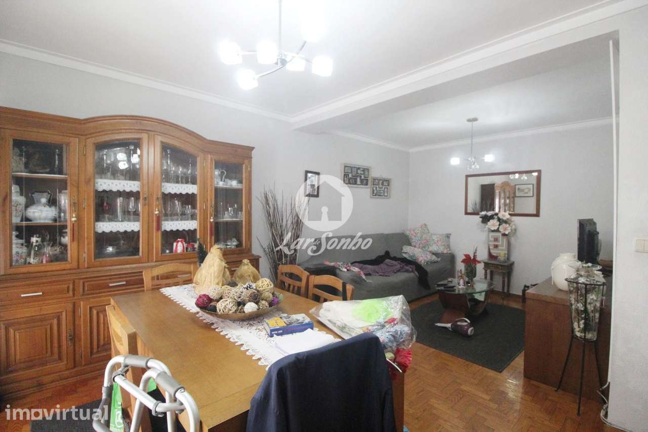 Apartamento T2 junto à Av da Carvalha, Fânzeres, com Excelente Expo... - Grande imagem: 3/18