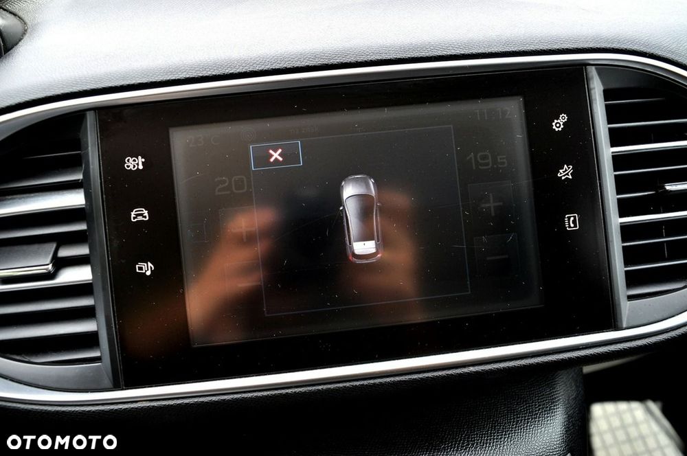 Peugeot 308 1.6 BlueHDi Style S&S - 18