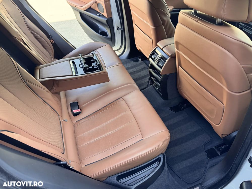 BMW X6 - 24