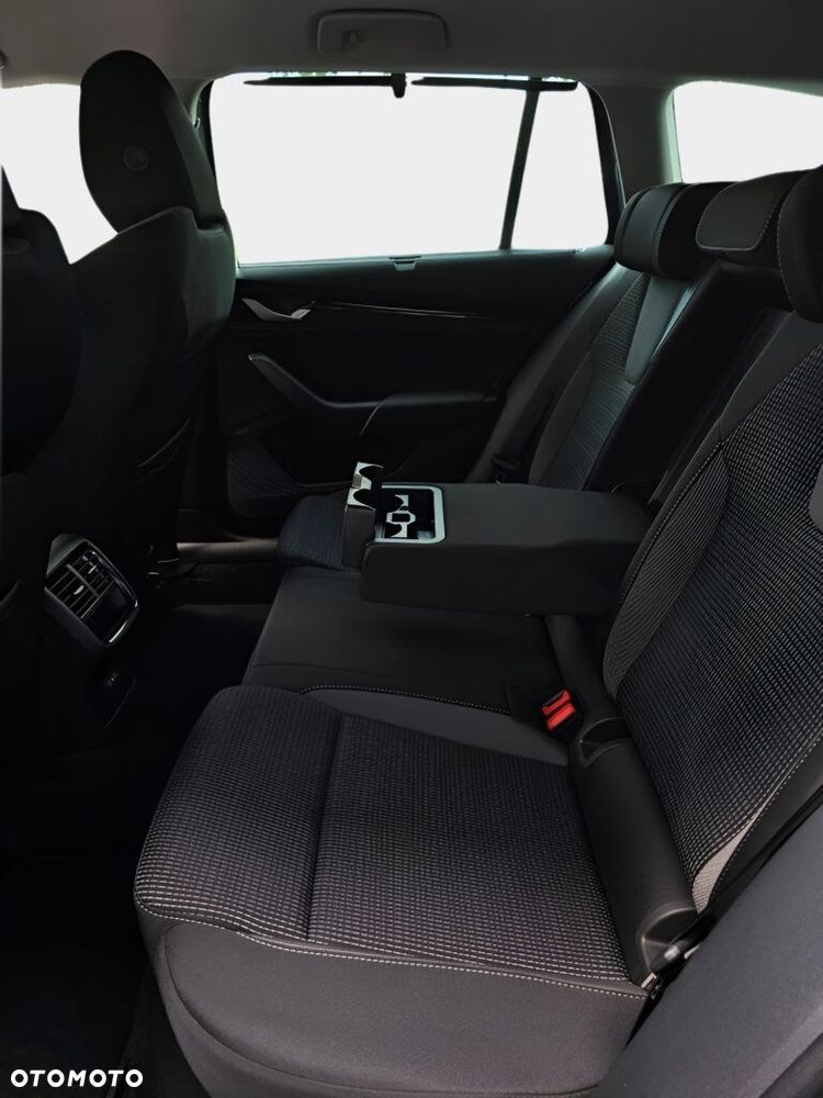 Skoda Octavia 1.5 TSI Selection - 35