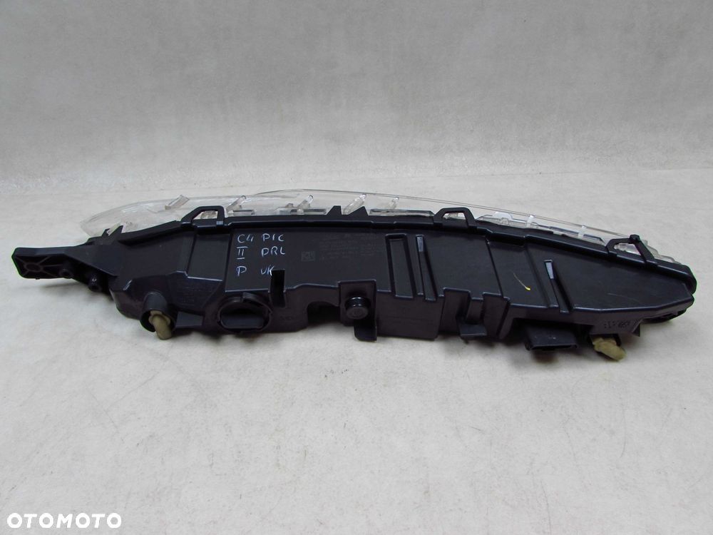 CITROEN C4 II GRAND PICASSO 13-17 LAMPA DRL PRAWA SWIATLO DO JAZDY DZIENNEJ 9676036280 - 4