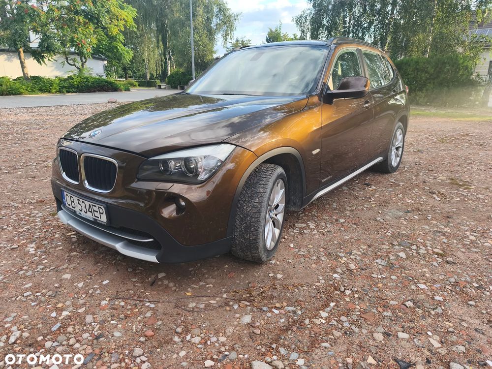 BMW X1 xDrive18d - 10
