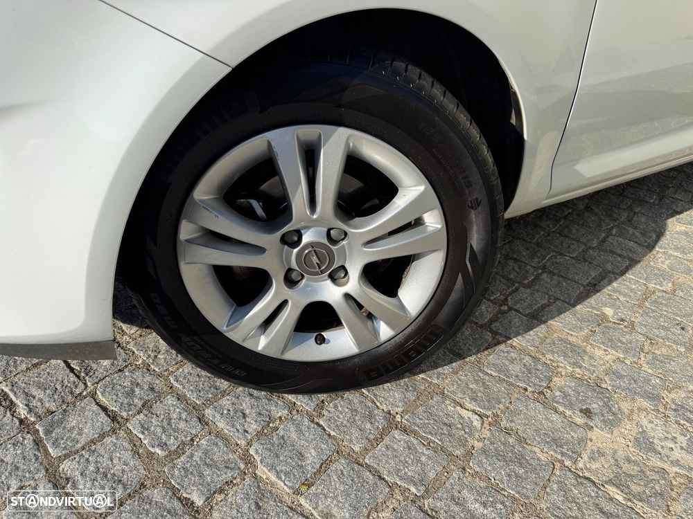 Opel Corsa 1.2 Cosmo - 34