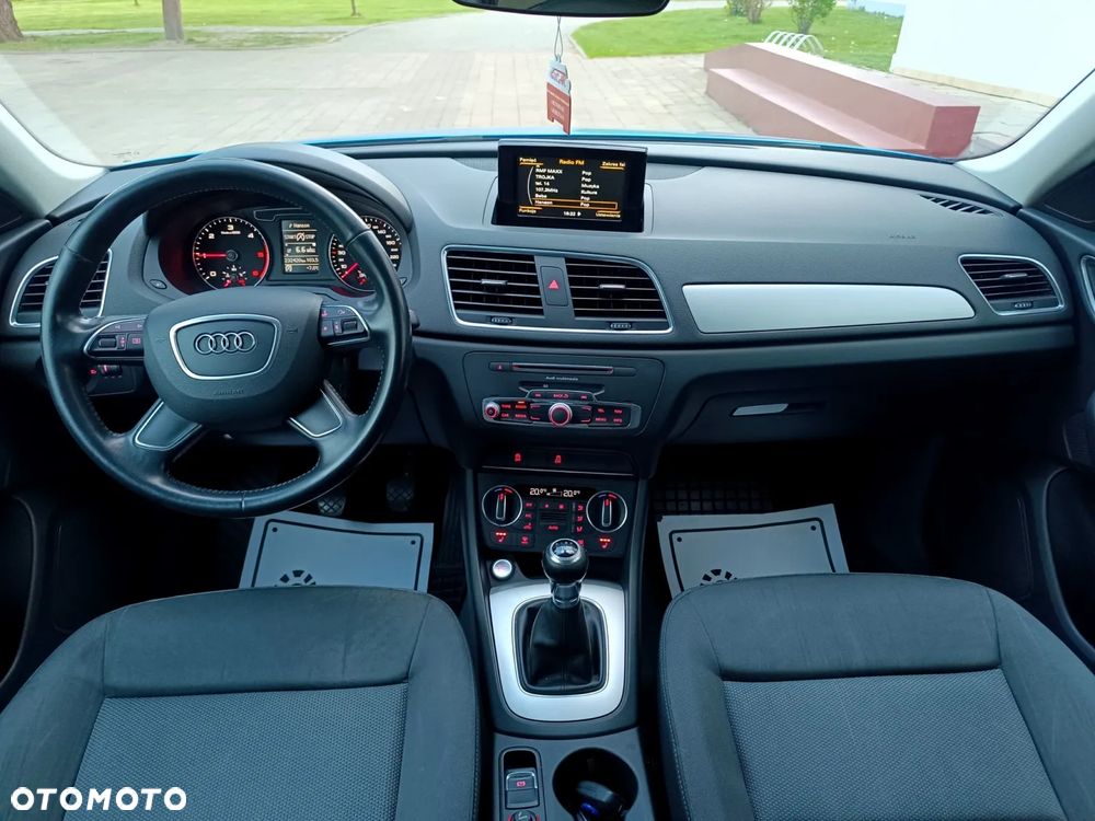 Audi Q3 2.0 TDI Design - 28