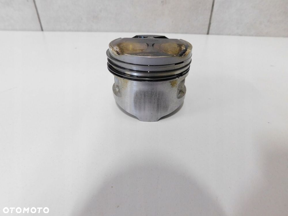 PIAGGIO VESPA GTS 125 CYLINDER  TŁOK - 7