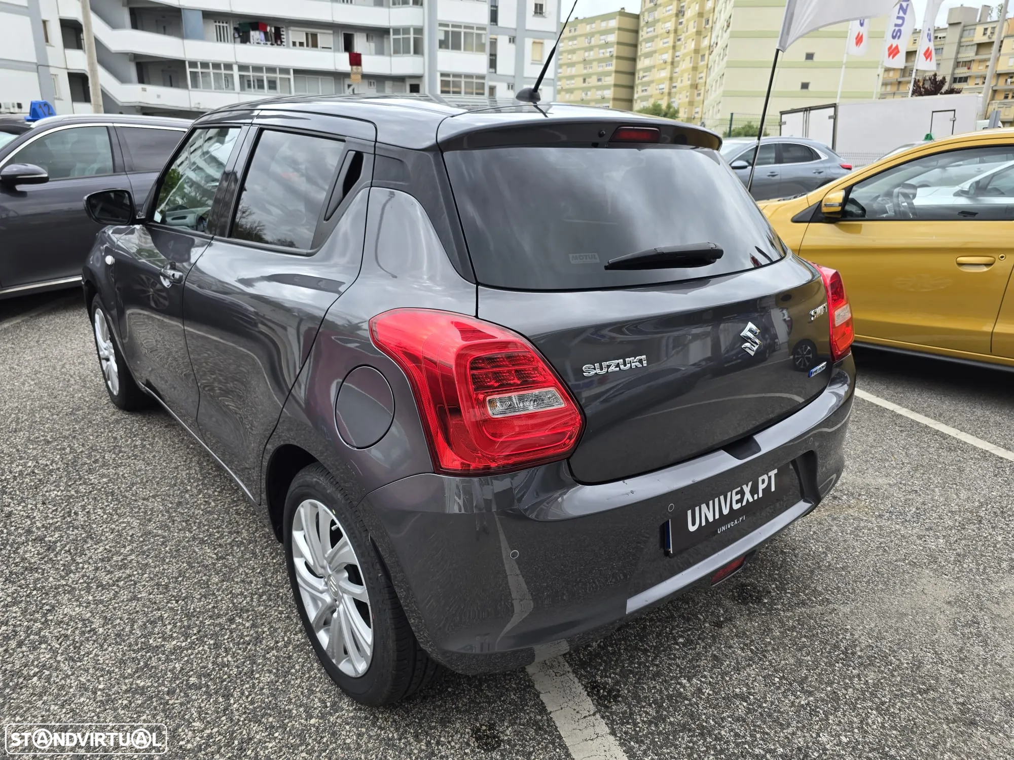 Suzuki Swift 1.2 Mild Hybrid GLE - 7