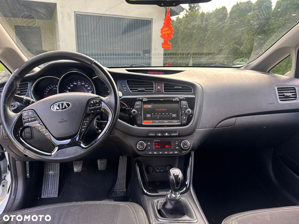 Kia Ceed 1.6 GDI Platinum Edition - 31