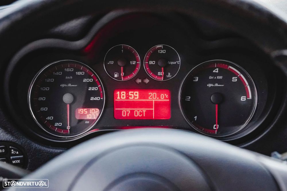 Alfa Romeo 147 - 26