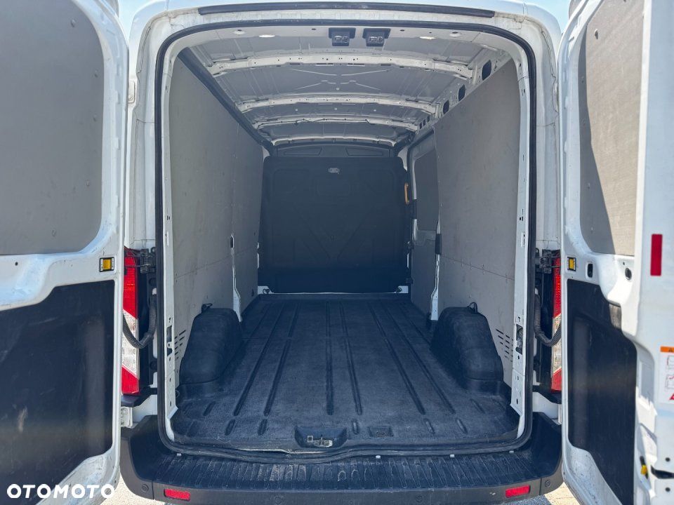 Ford Nowy Transit - 8