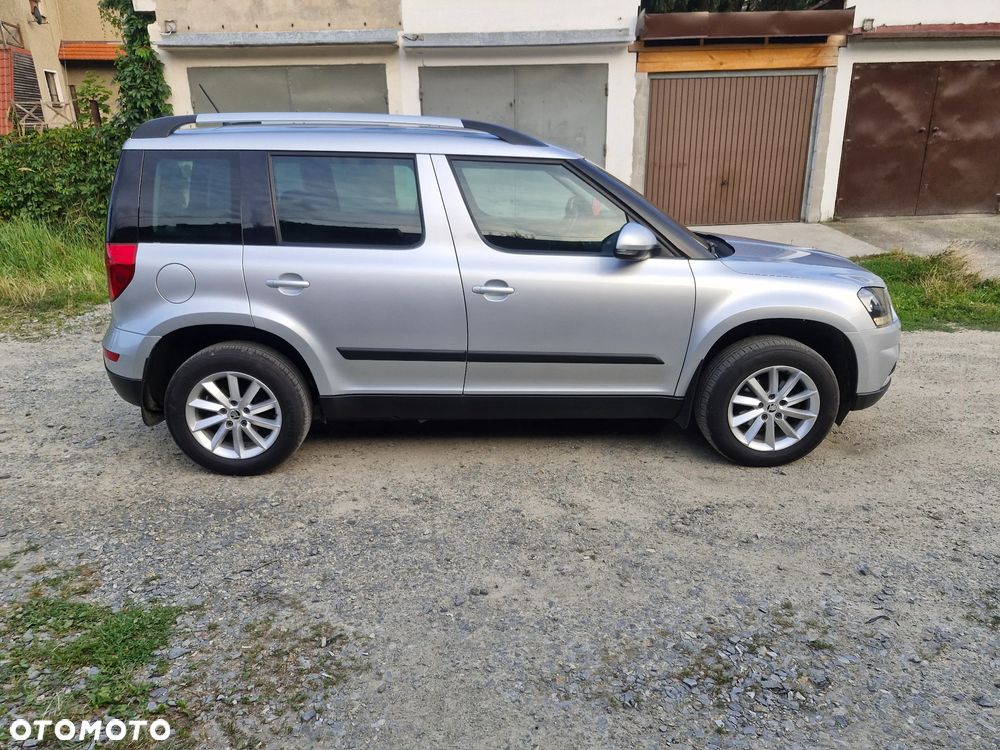Skoda Yeti 2.0 TDI SCR 4x4 Active - 6