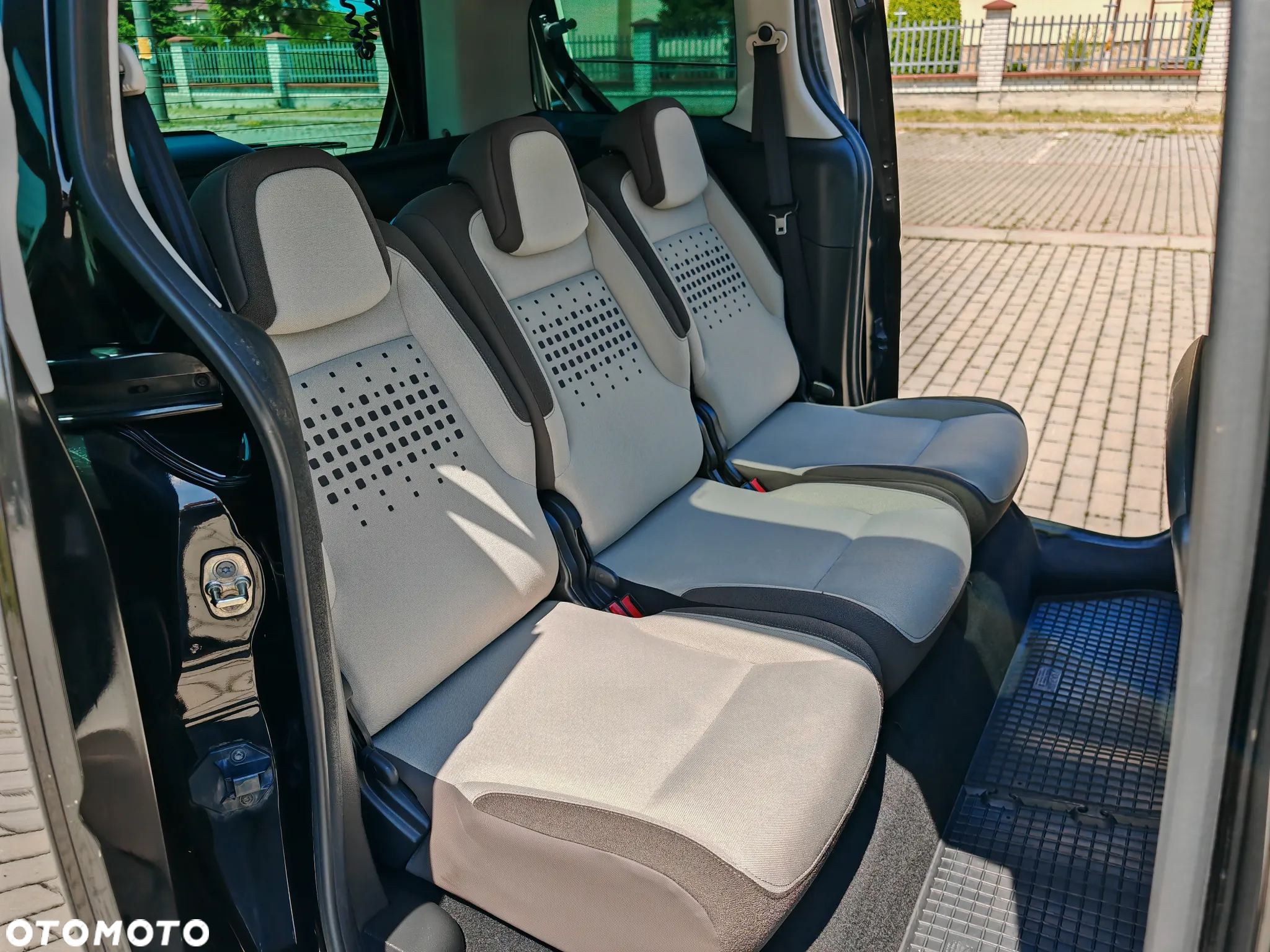 Citroën Berlingo Multispace HDi 115 FAP Exclusive - 23