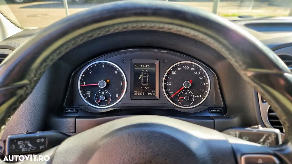 Volkswagen Tiguan 2.0 TDI DPF BlueMotion Technology Team - 5