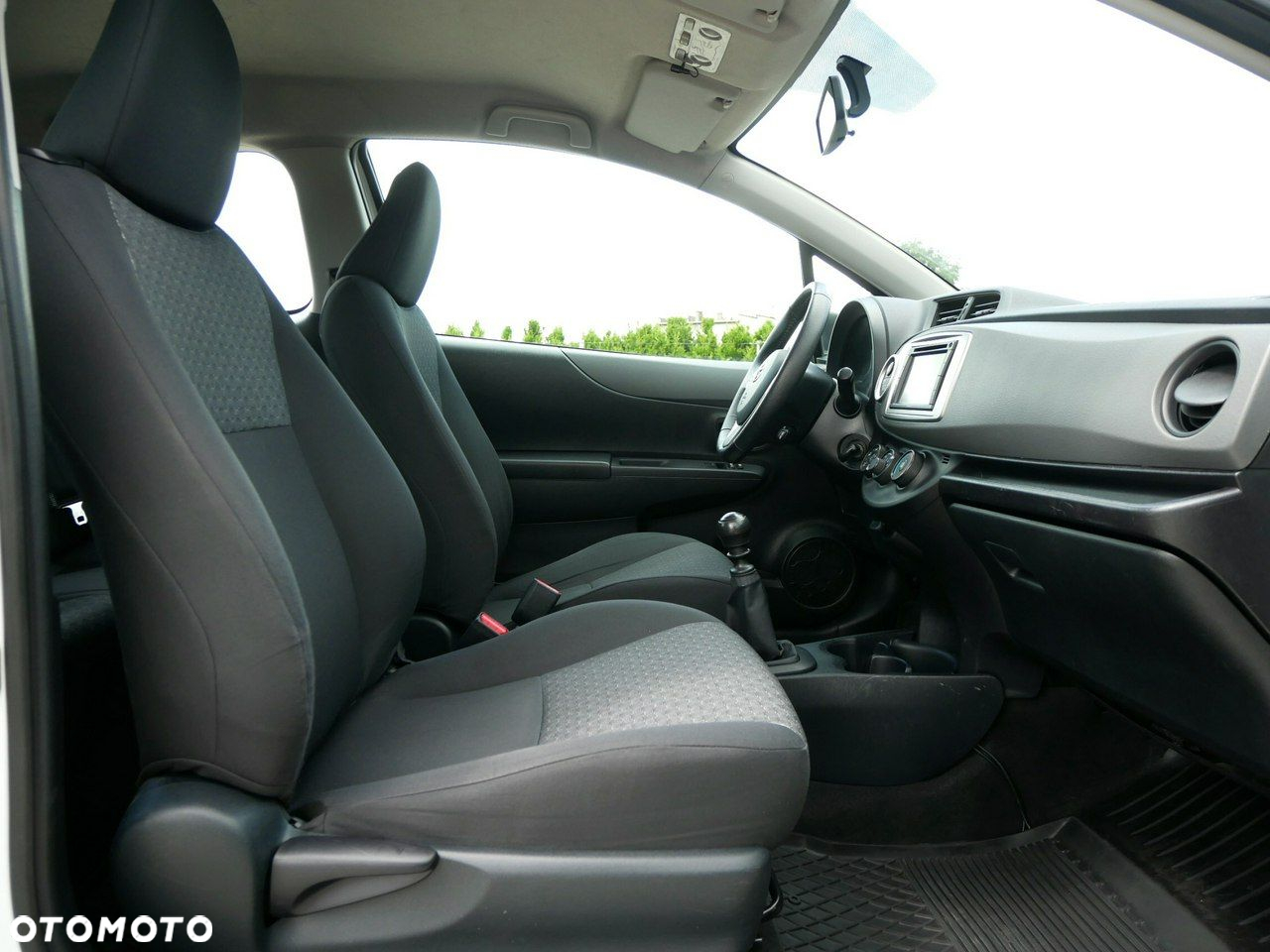 Toyota Yaris 1.4 D-4D - 23