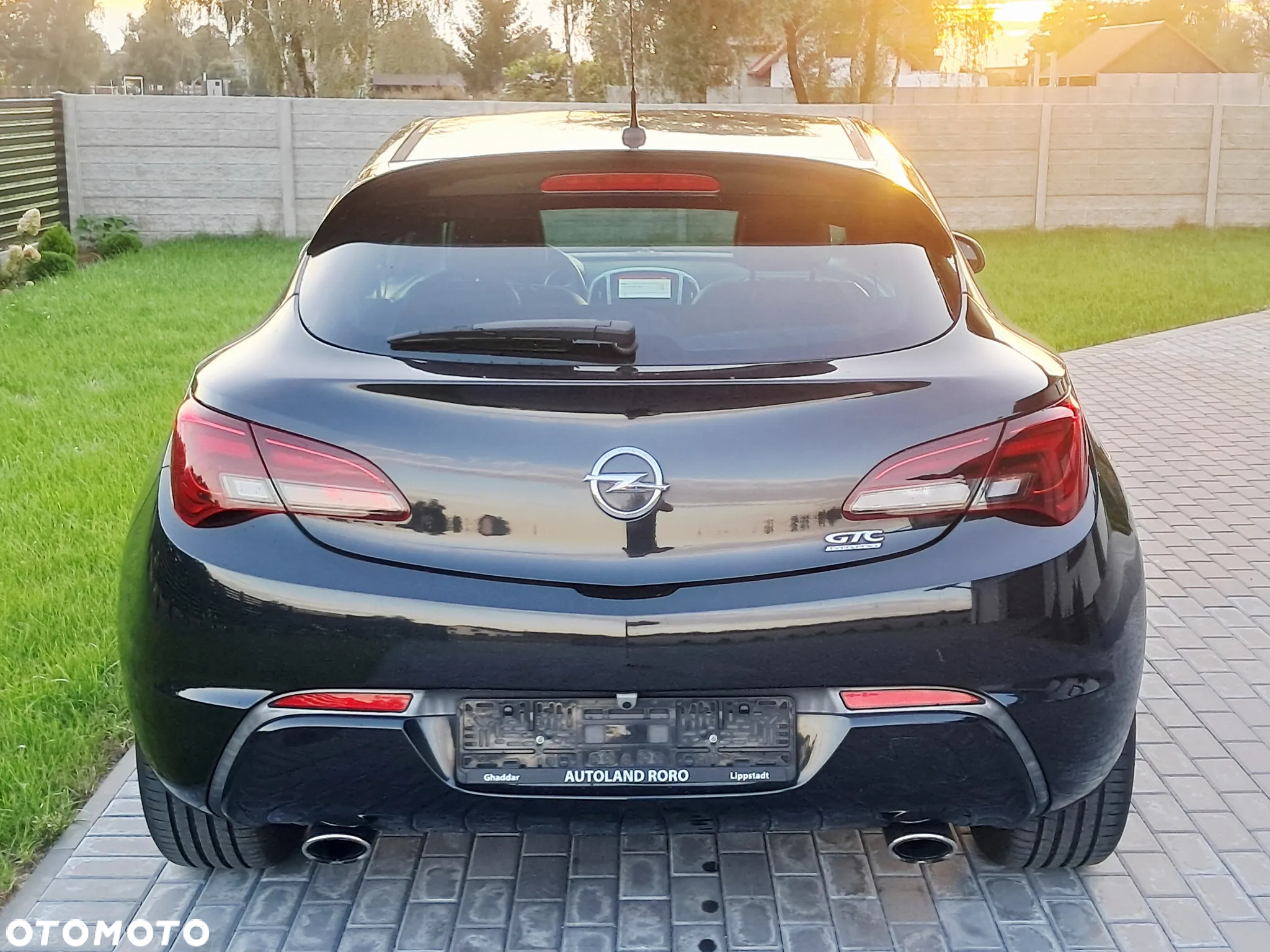 Opel Astra IV GTC 2.0 CDTI Bi-Turbo S&S - 8