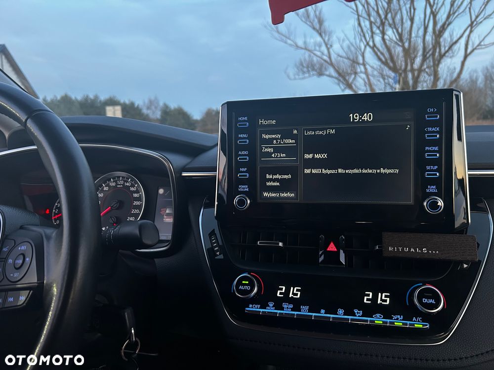 Toyota Corolla 1.6 Comfort - 24