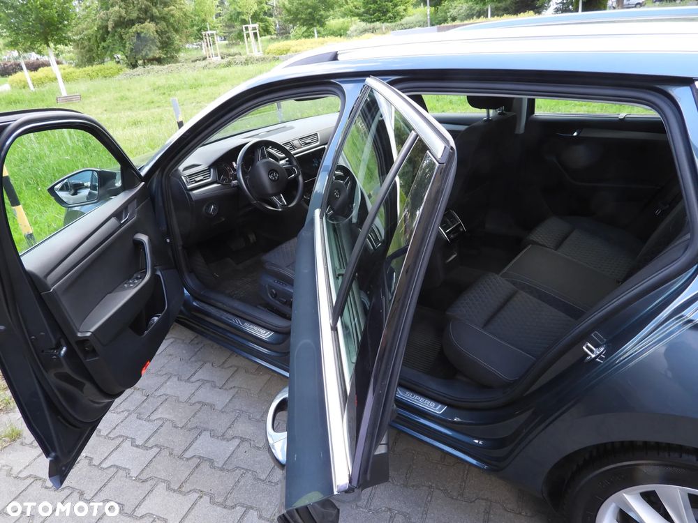 Skoda Superb 1.8 TSI Ambition DSG - 9