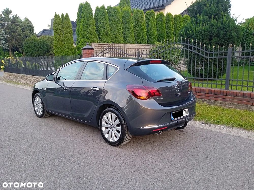 Opel Astra 1.4 T Cosmo - 6