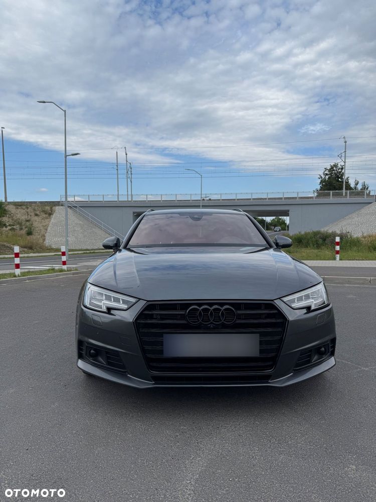 Audi A4 Avant 2.0 TDI S tronic - 34