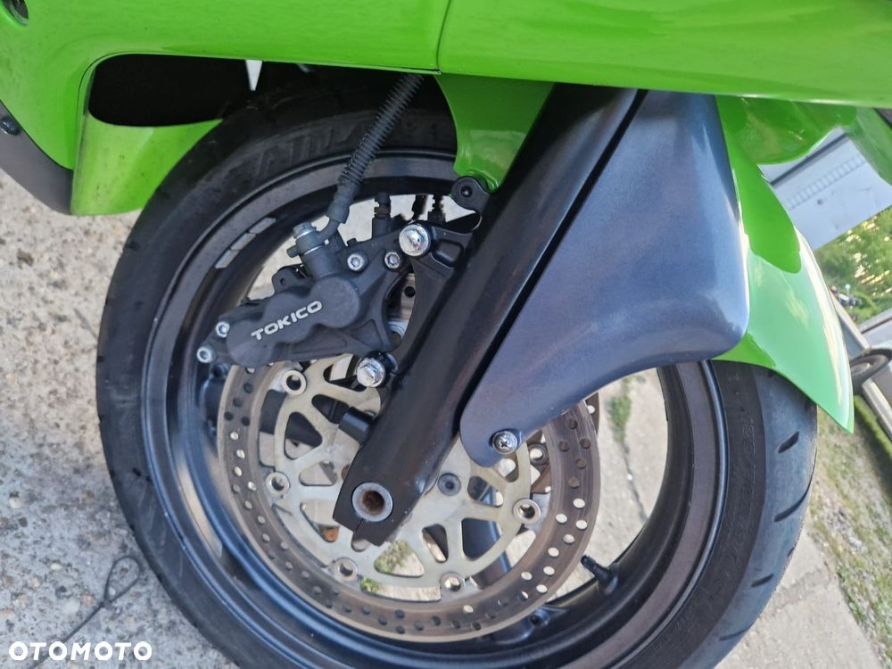 Kawasaki ZXR - 11