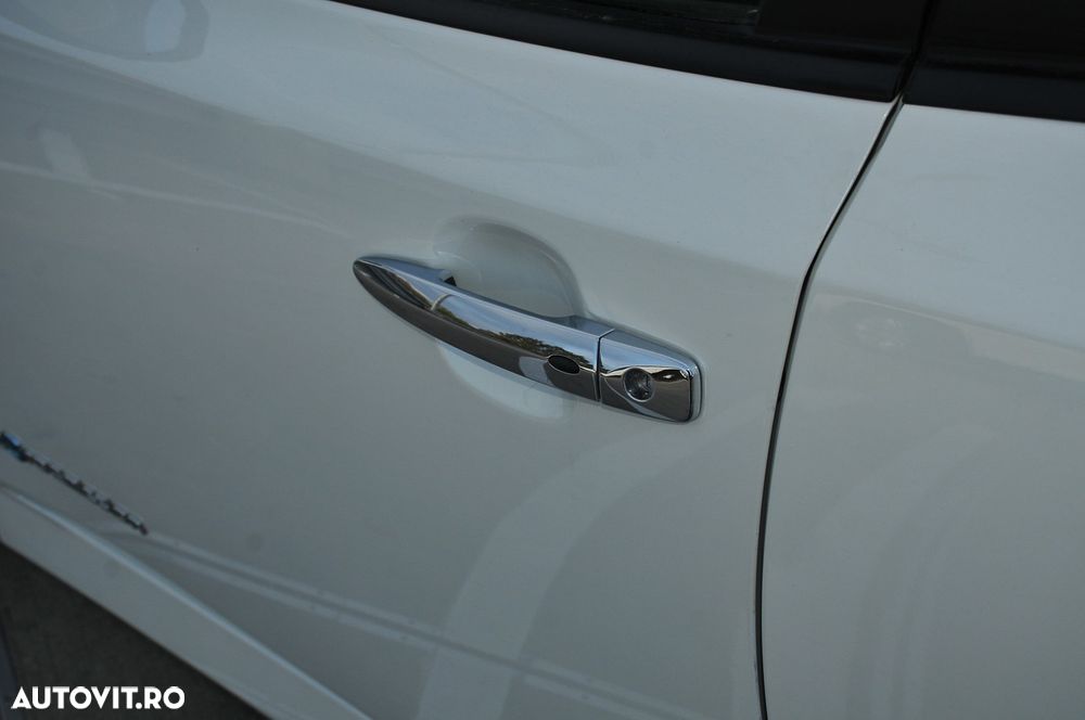 Nissan LEAF 40 kWh N-Connecta - 19