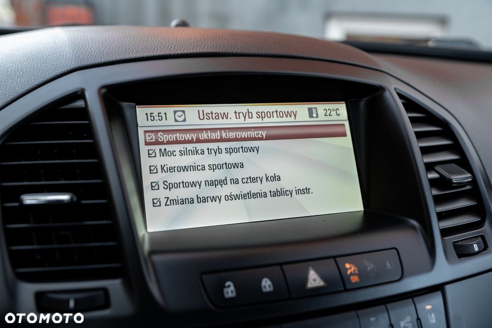 Opel Insignia 2.0 SIDI Turbo 4x4 Innovation - 36