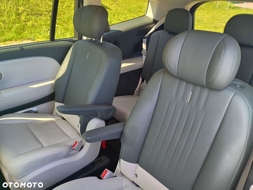 Hyundai IONIQ 9 110kWh Calligraphy AWD - 17