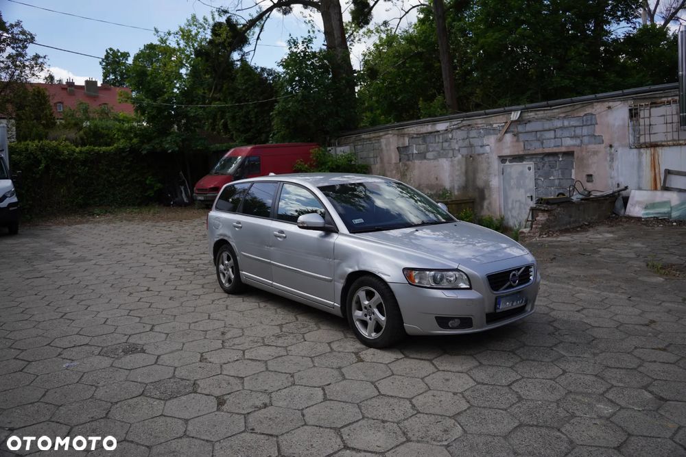 Volvo V50 D3 Momentum - 7