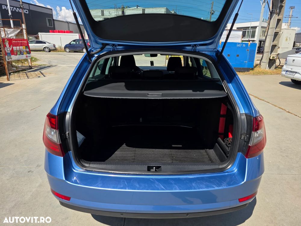Skoda Octavia 1.6 TDI Active - 8