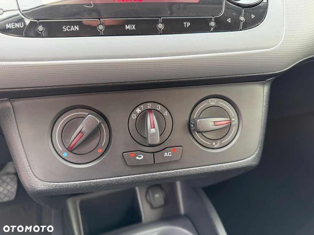 Seat Ibiza SC 1.2 12V Reference Viva - 18