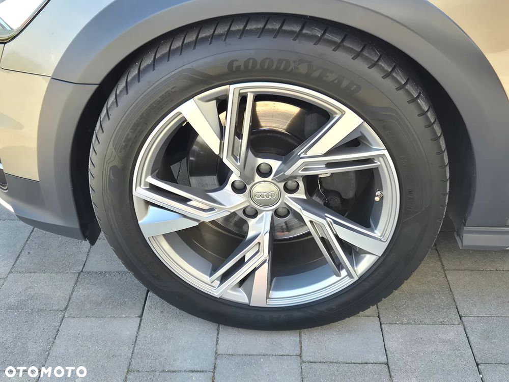 Audi A6 Allroad - 9