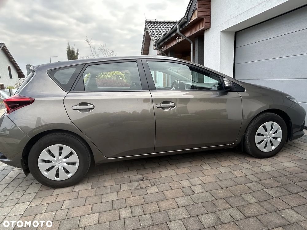 Toyota Auris 1.6 Active - 12