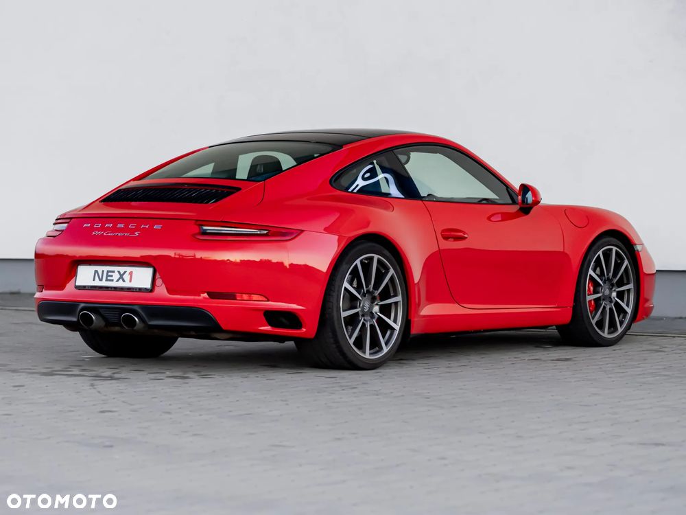 Porsche 911 Carrera S PDK - 9