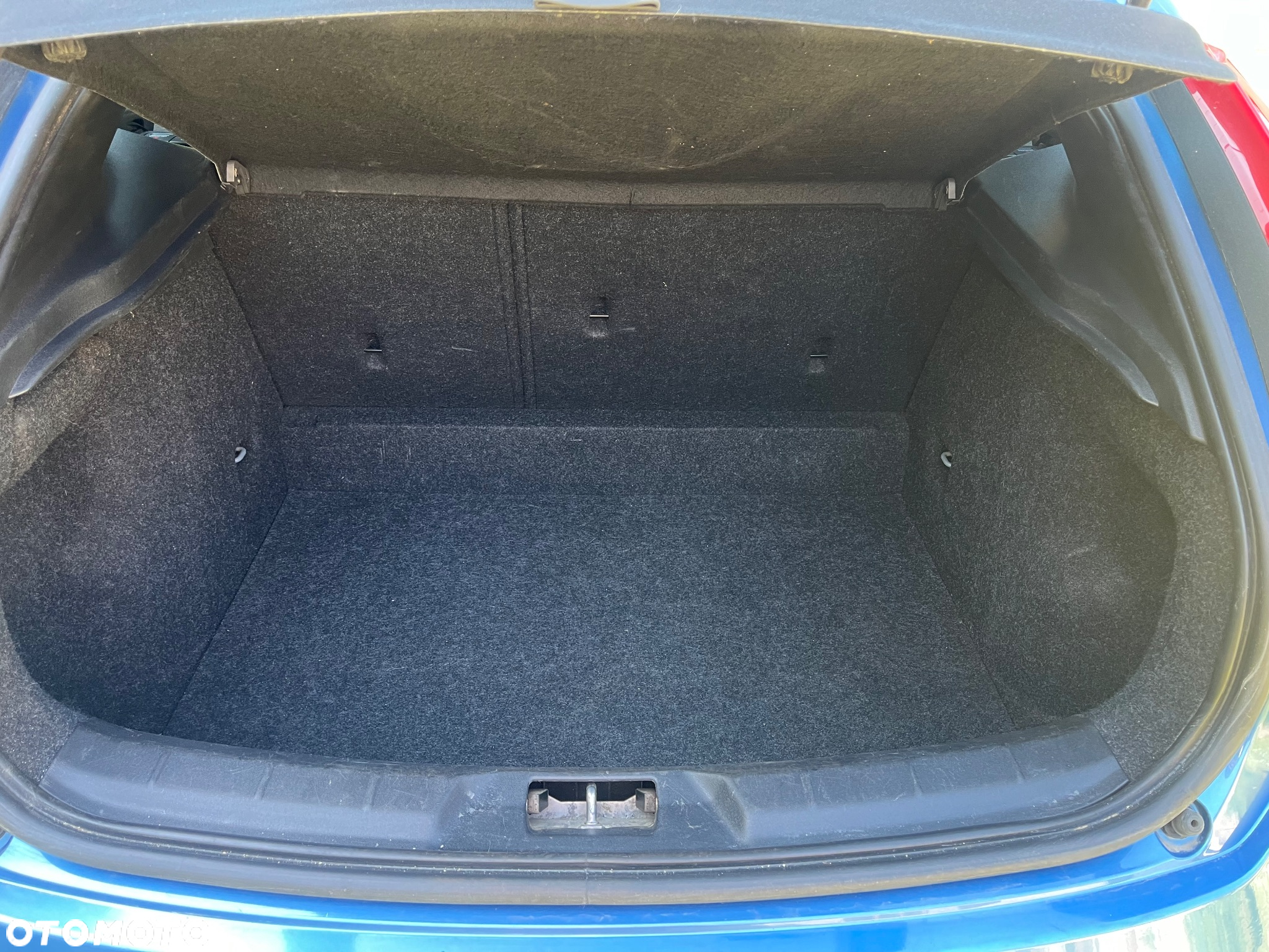 Volvo V40 D2 RDesign - 17
