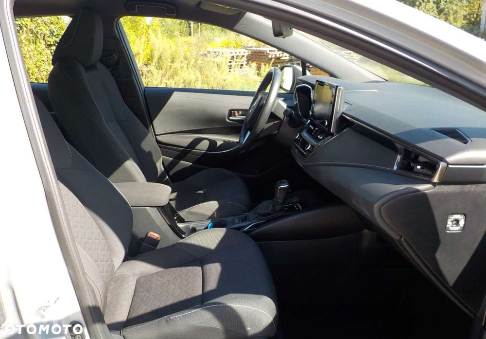 Toyota Corolla - 14