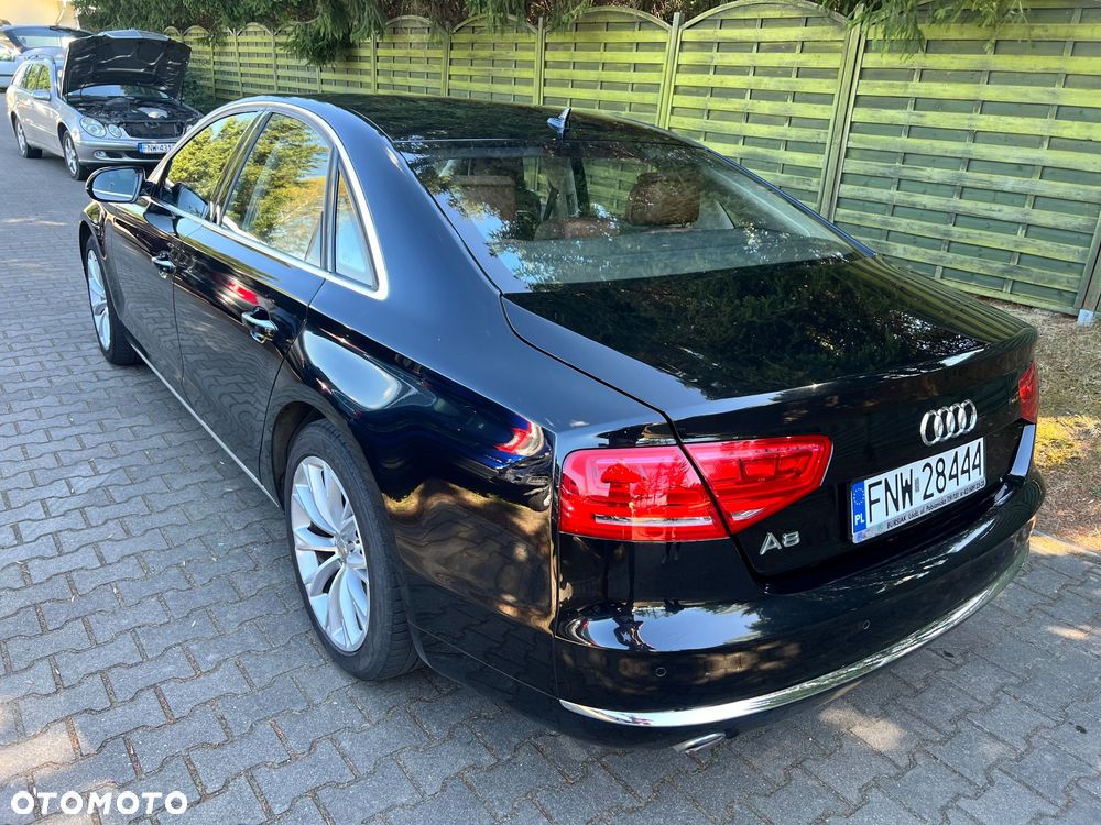 Audi A8 4.2 TDI Quattro - 12