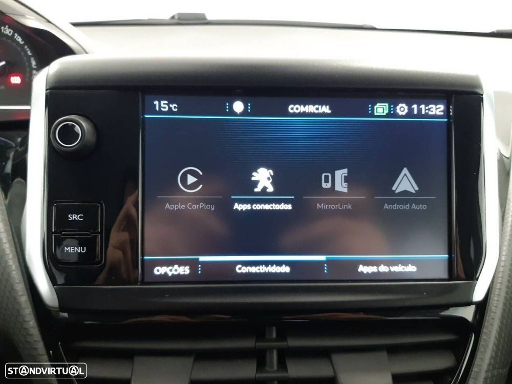 Peugeot 2008 1.2 PureTech Signature - 19