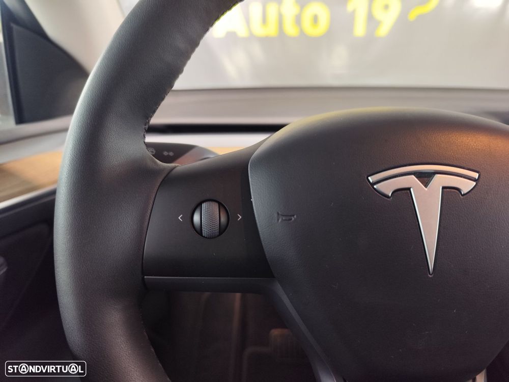 Tesla Model Y RWD - 9