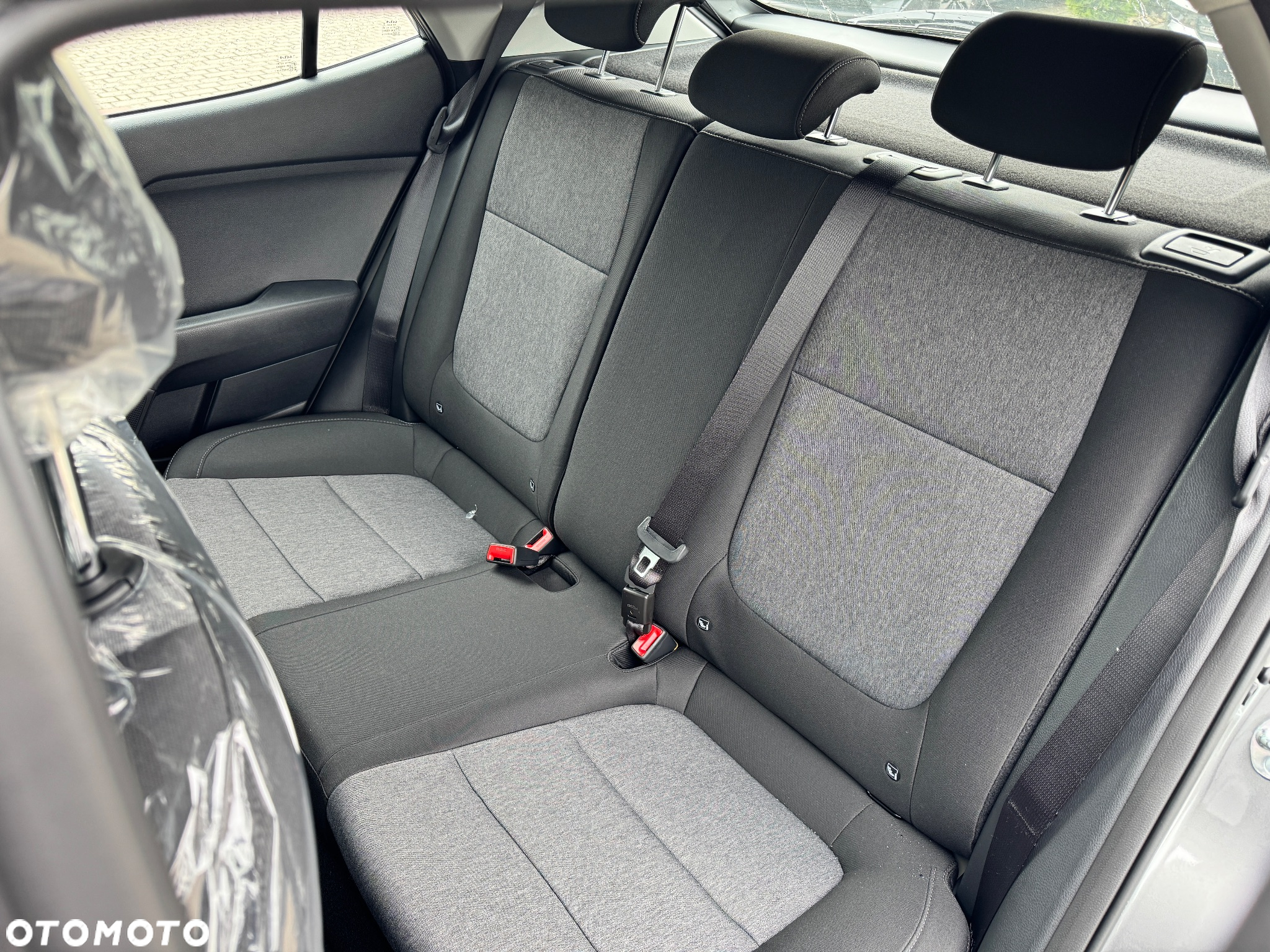 Kia Stonic 1.2 M - 11