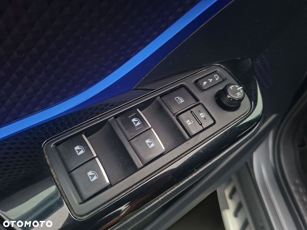 Toyota C-HR 1.8 Hybrid Dynamic - 21