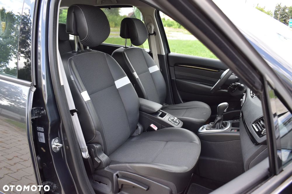 Renault Grand Scenic 2.0 16V 140 CVT Bose Edition - 19
