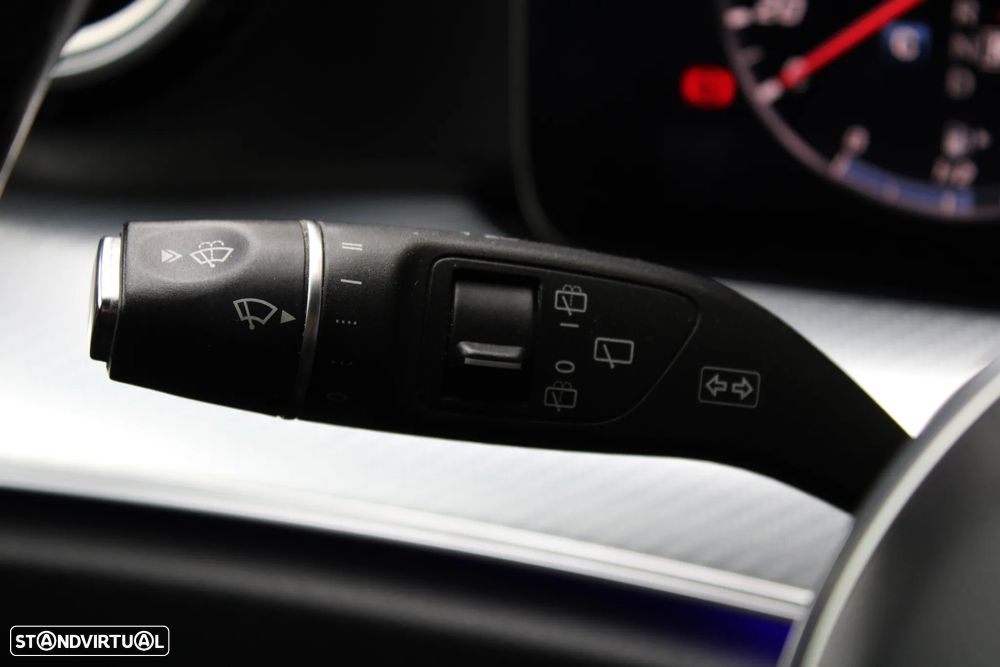 Mercedes-Benz E 300 de Exclusive Line - 37