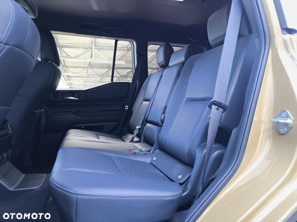 Toyota Land Cruiser LC 2.8 D-4D Executive - 25